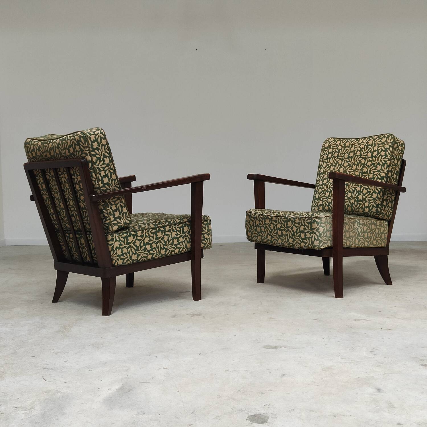 Pair of art deco Ziara pravenec armchairs