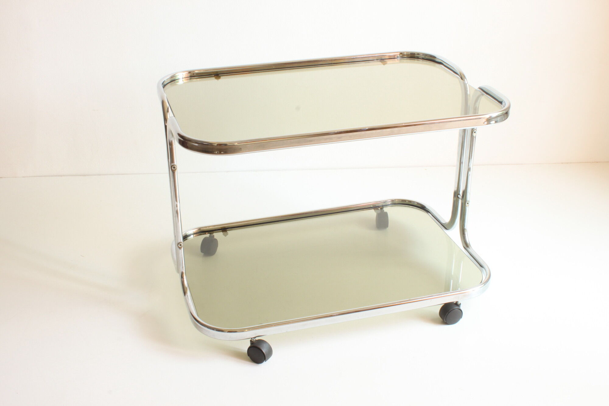 Chrome and smoked glass vintage bar cart trolley, 1970s.