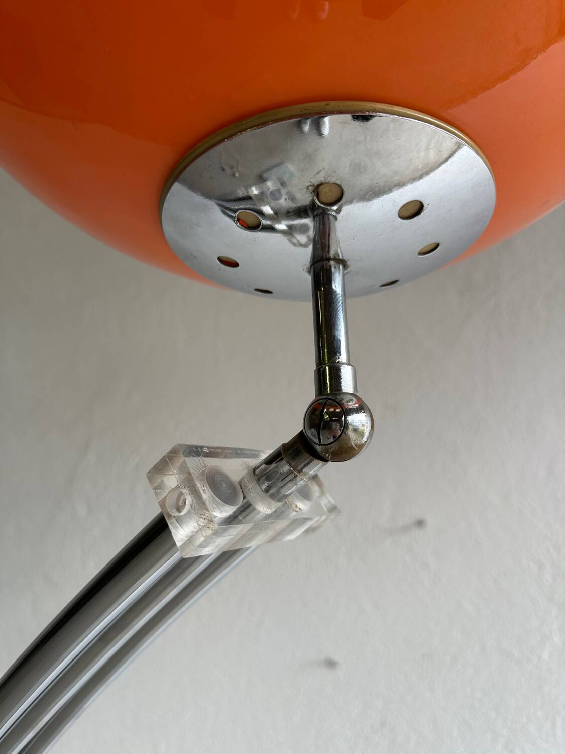 Lampadaire arc orange, design Italien 1970