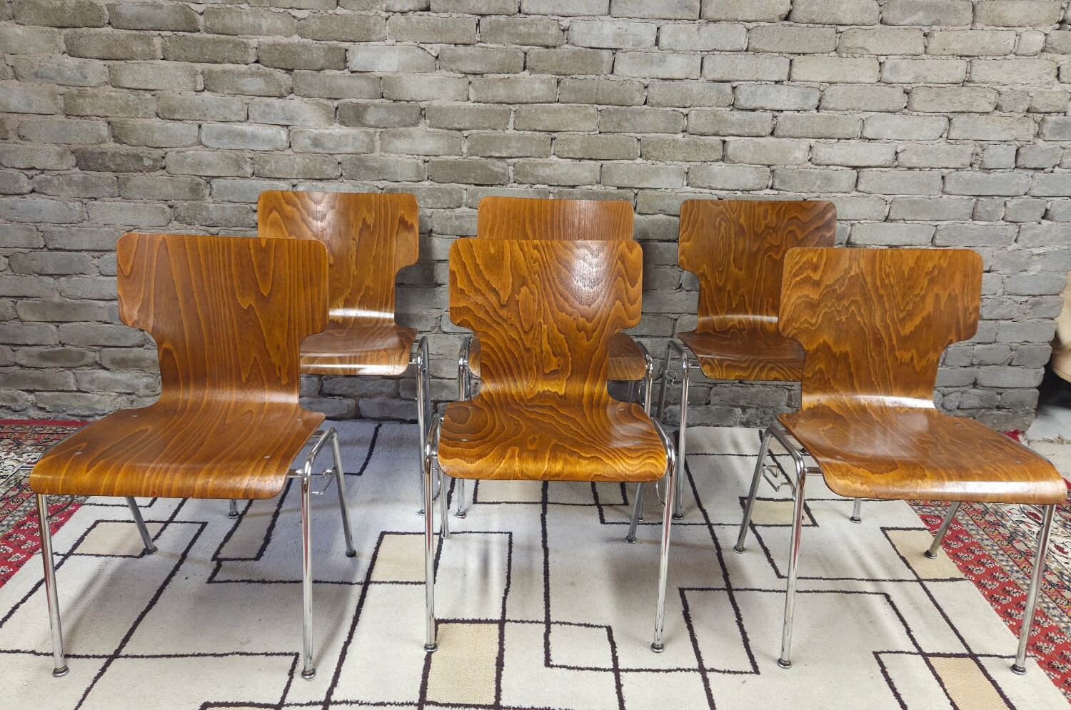 6 vintage Scandinavian chairs from the 1970s.