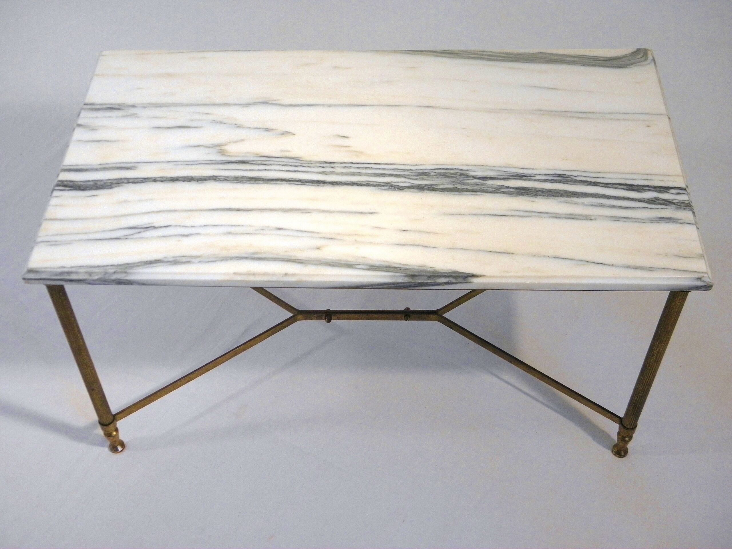 Coffee table marble and gold metal