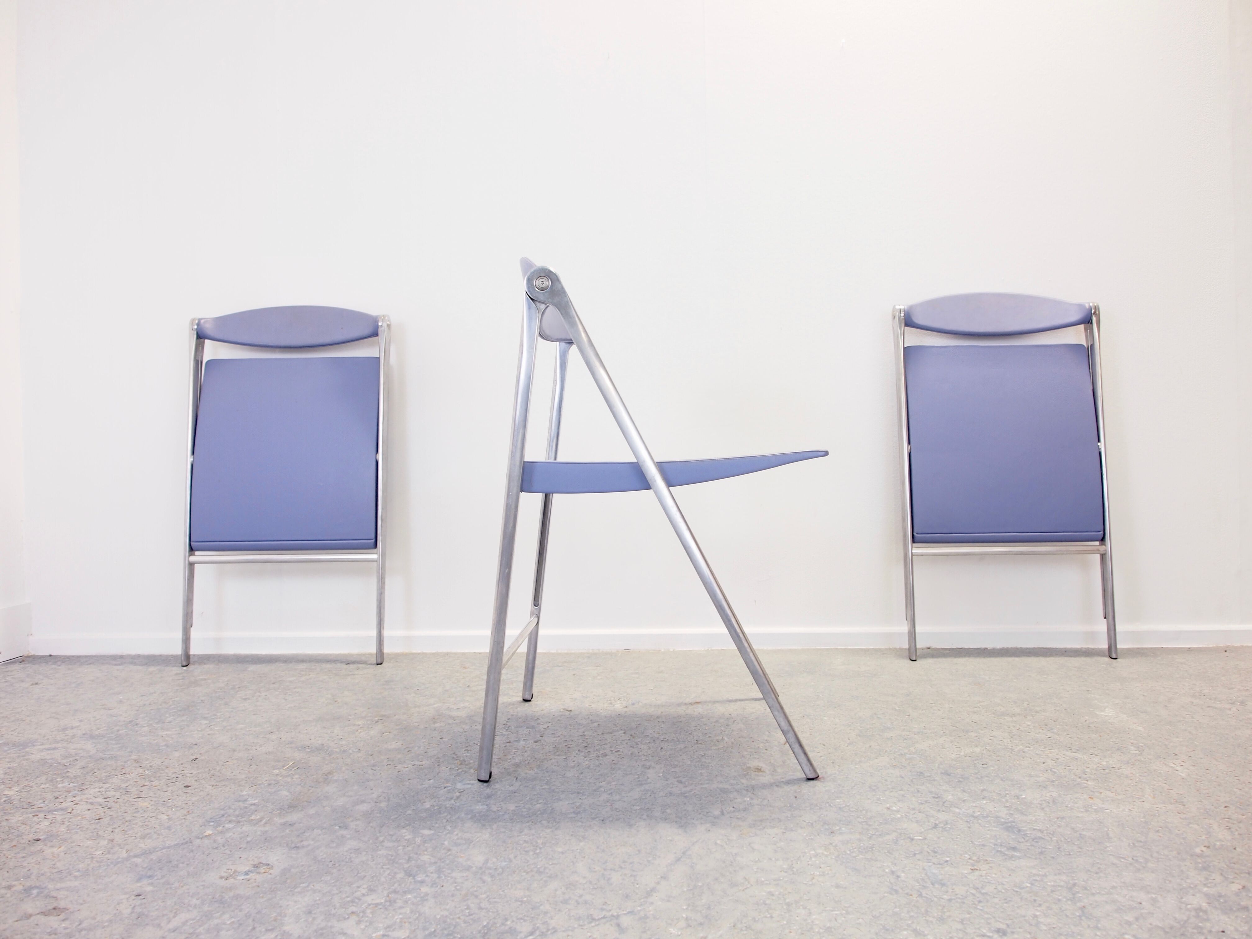 Folding chair "Donald" by Studio Cerri & Associati for Poltrona Frau
