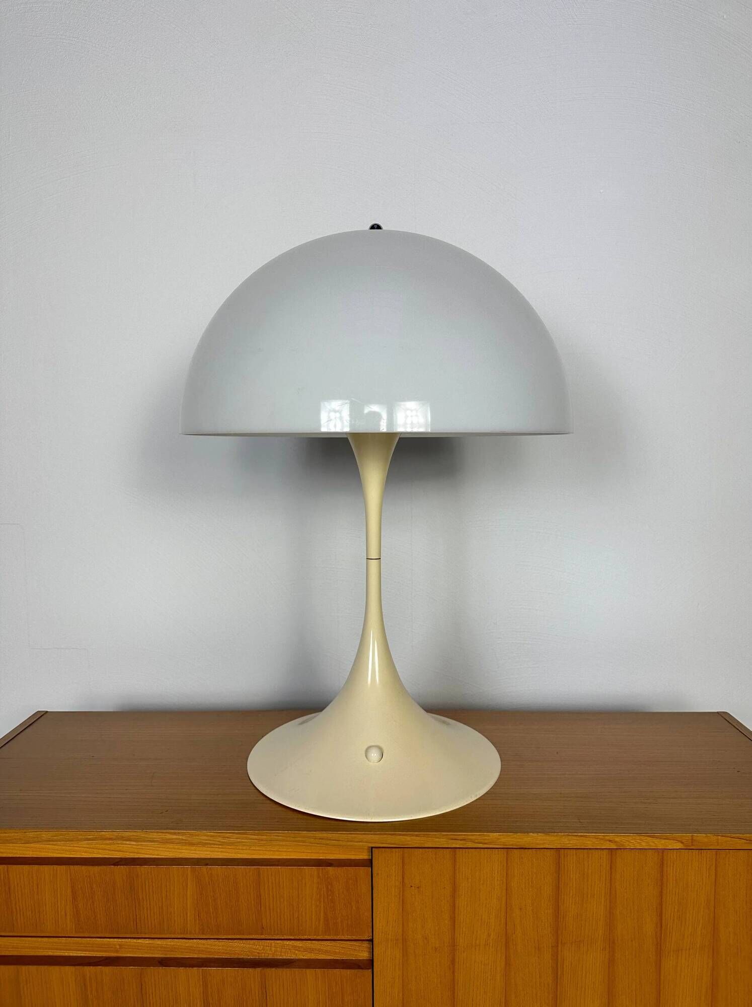 ‘70s vintage Panthella table lamp by Verner Panton for Louis Poulsen
