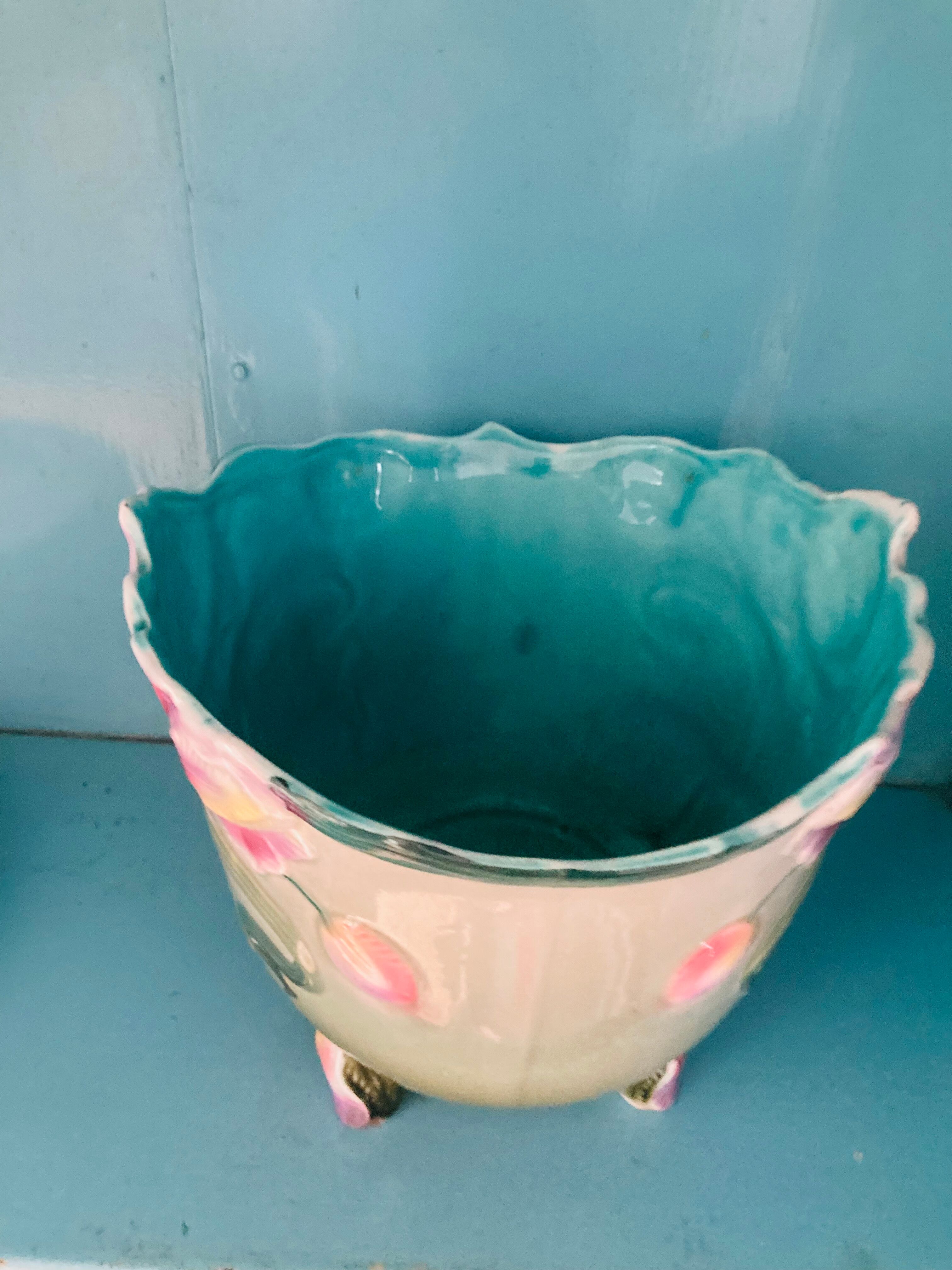 Cache pot en barbotine