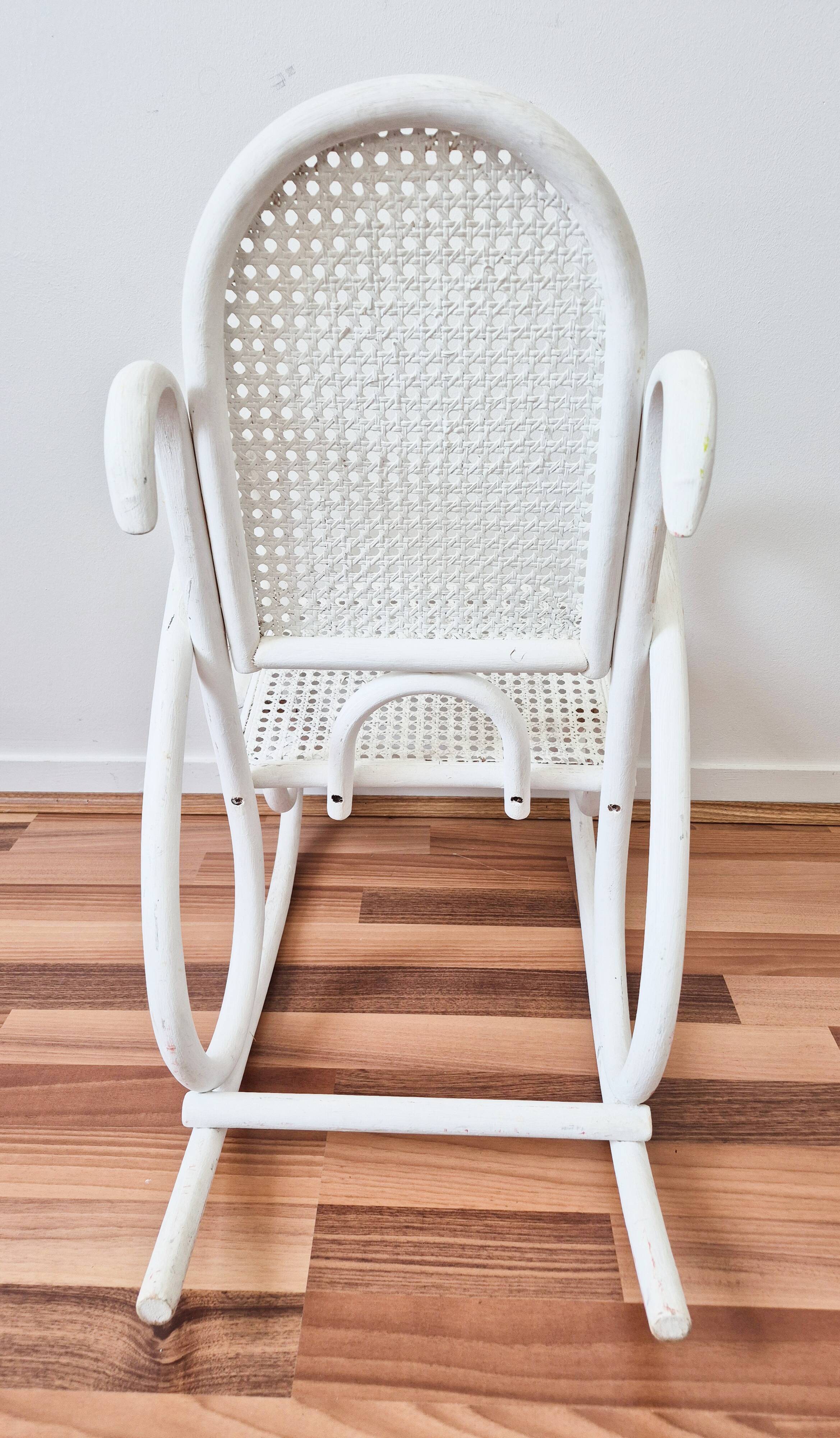 Fauteuil rocking chair en rotin et cannage , enfant