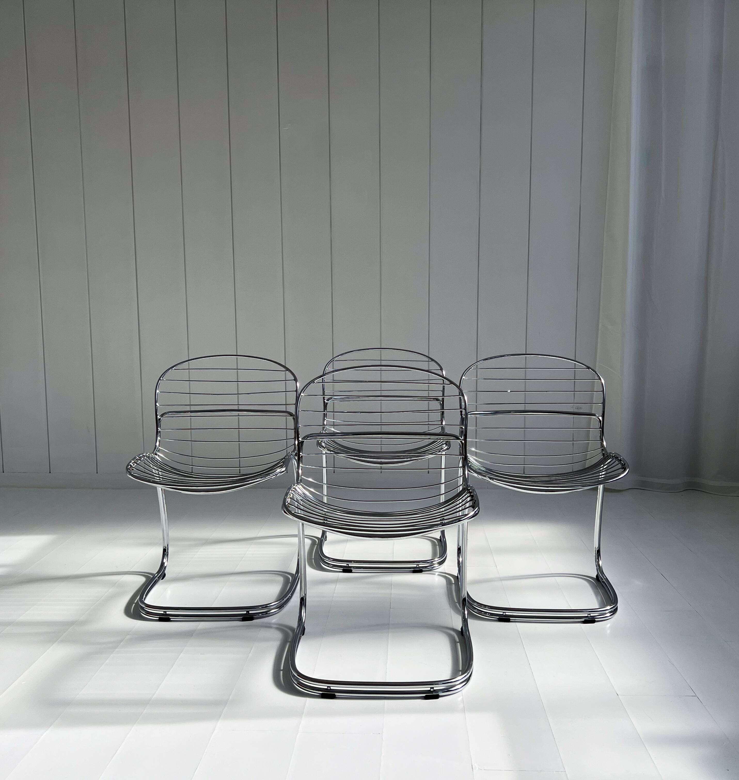 Set de 4 chaises "Sabrina" par Gastone Rinaldi