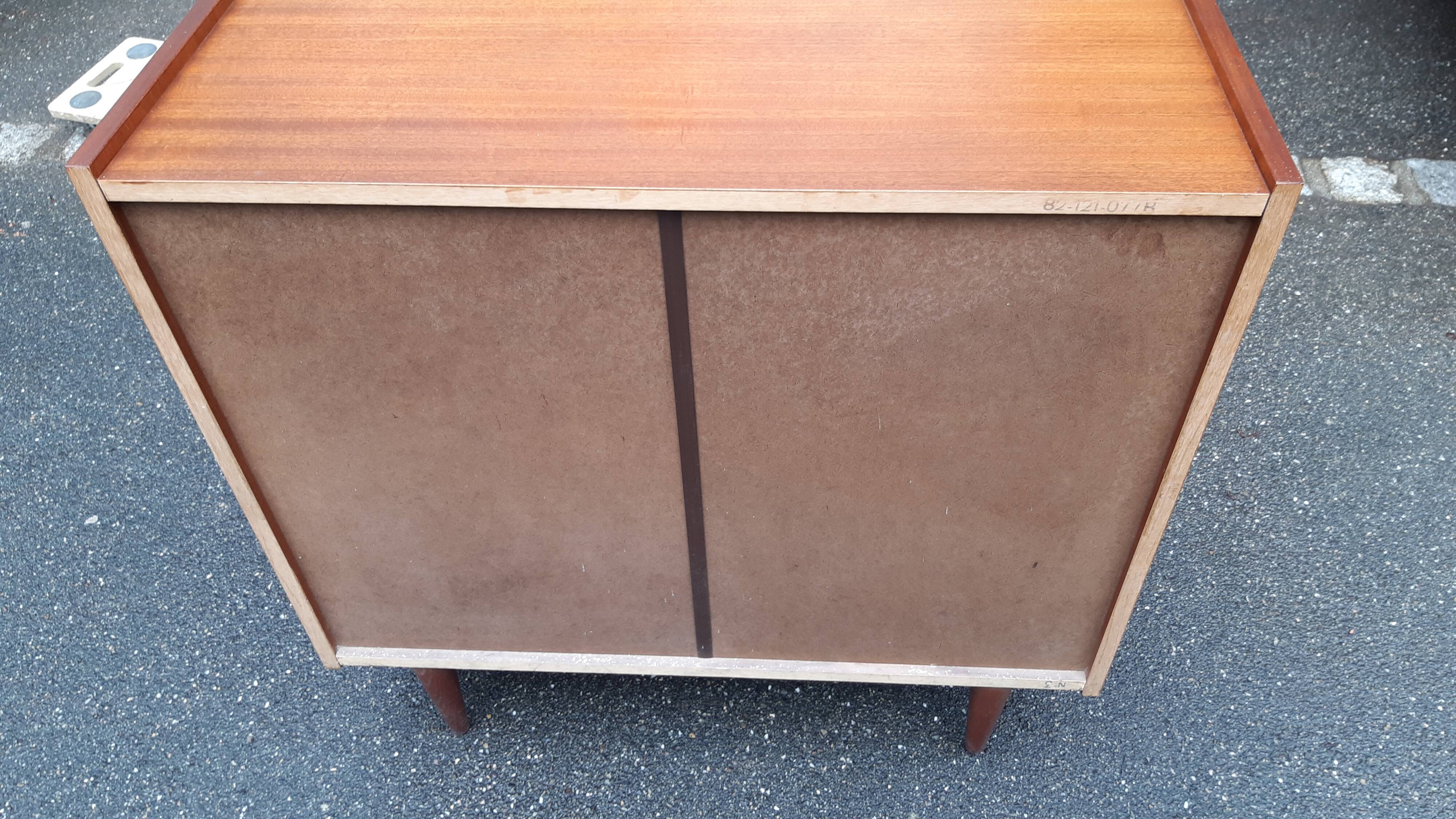 Vintage chest of drawers spindle feet