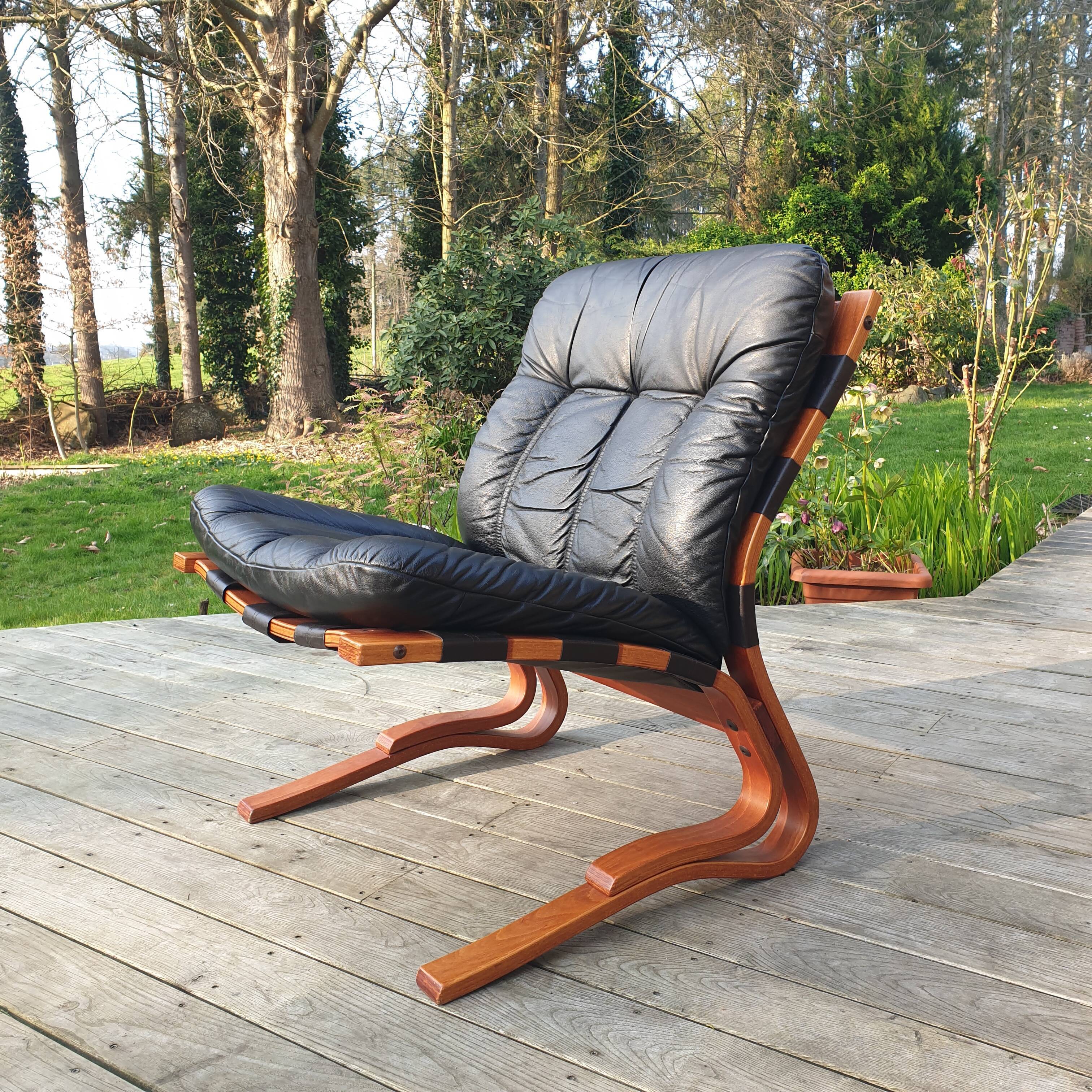 Vintage Scandinavian armchair 60s Kengu