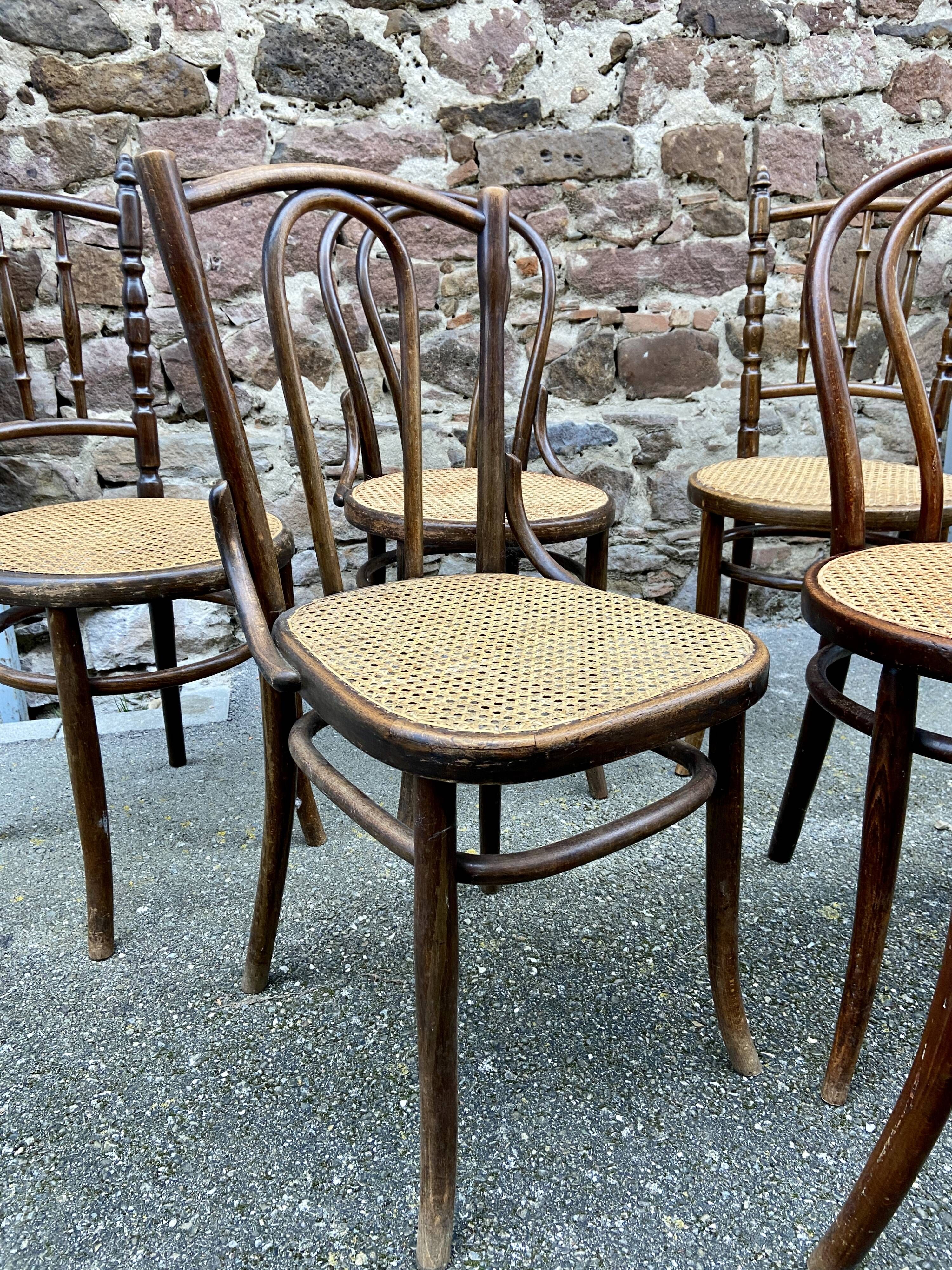 Set of 6 Thonet Fischel restaurant bistro chairs mismatch curved wood