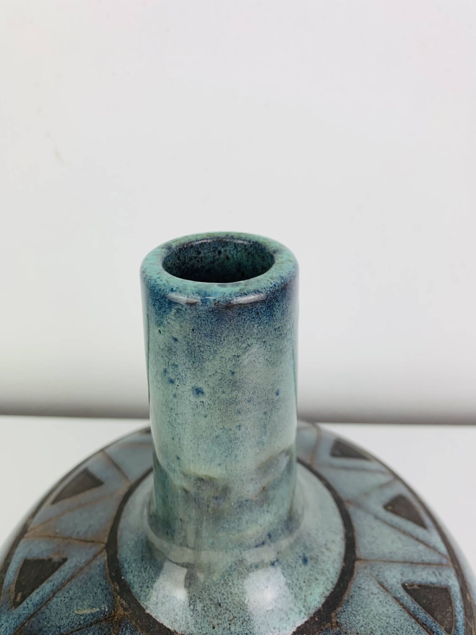 Vintage ceramic vase pottery Kings of Majorca in Perpignan, geometric.