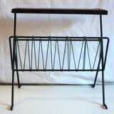 Magazine rack 60