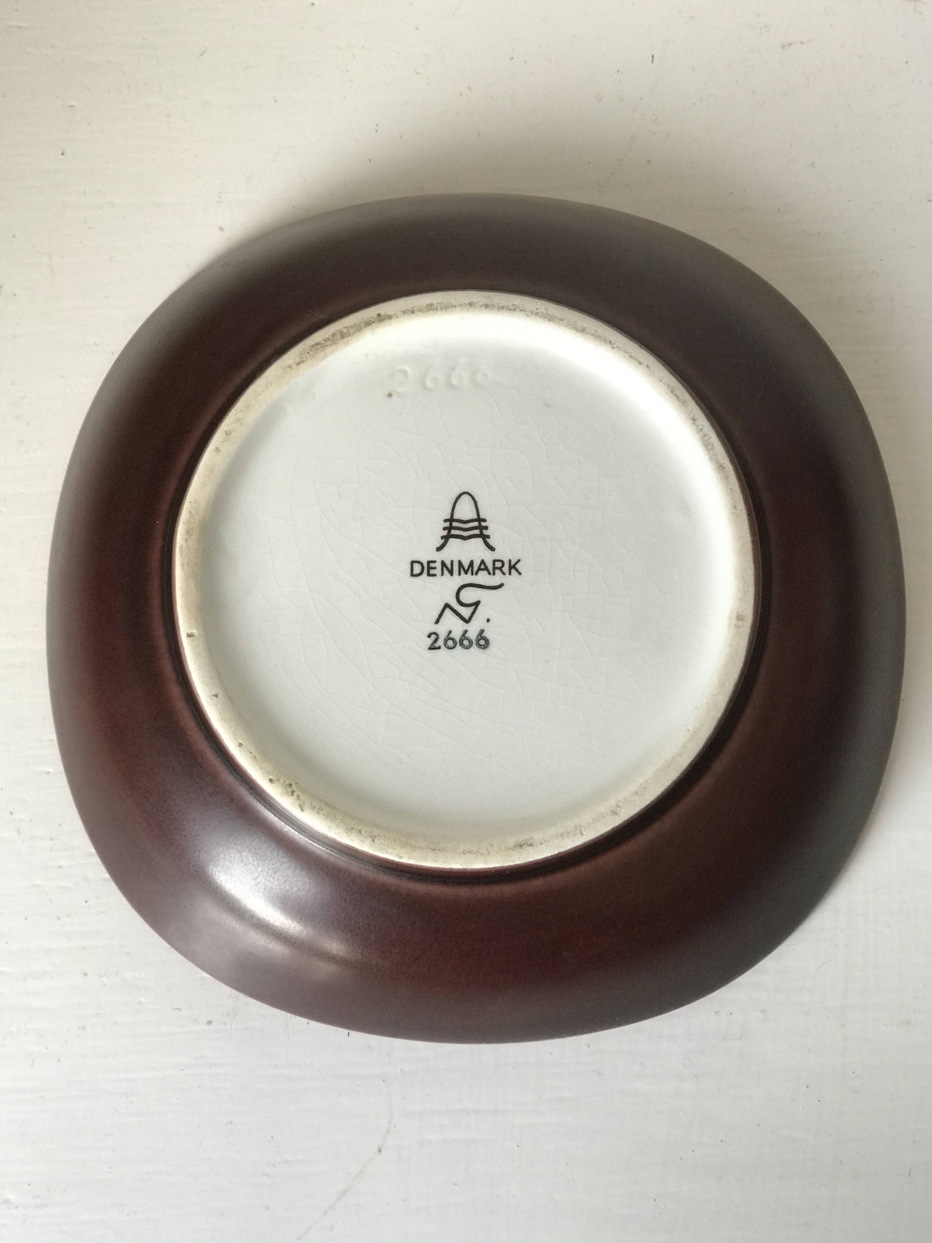 Ceramic bowl by Nils Thomson for Alumina 1950 Denmark