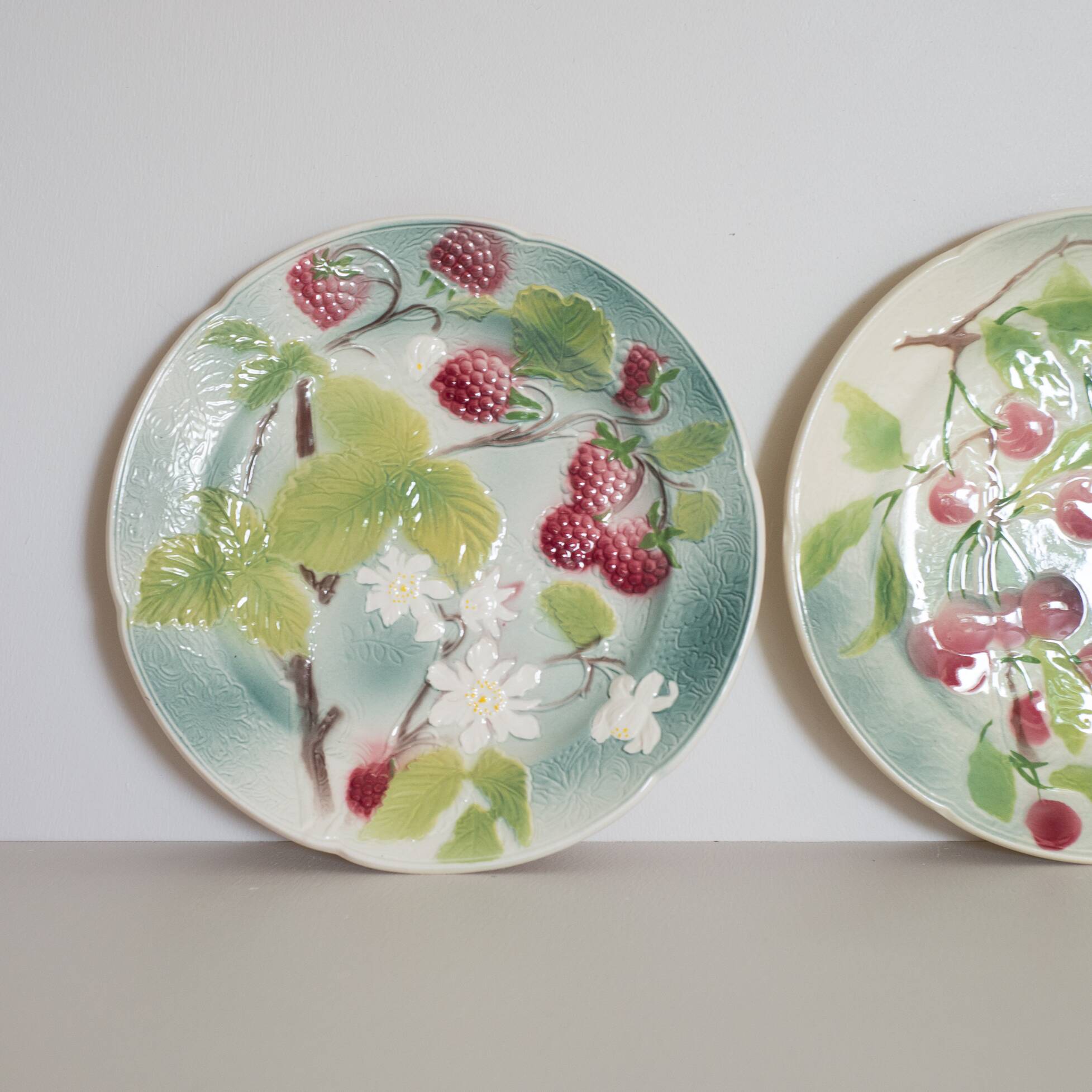 3 antique dessert plates decorated with fruit in slurry of Saint Clement