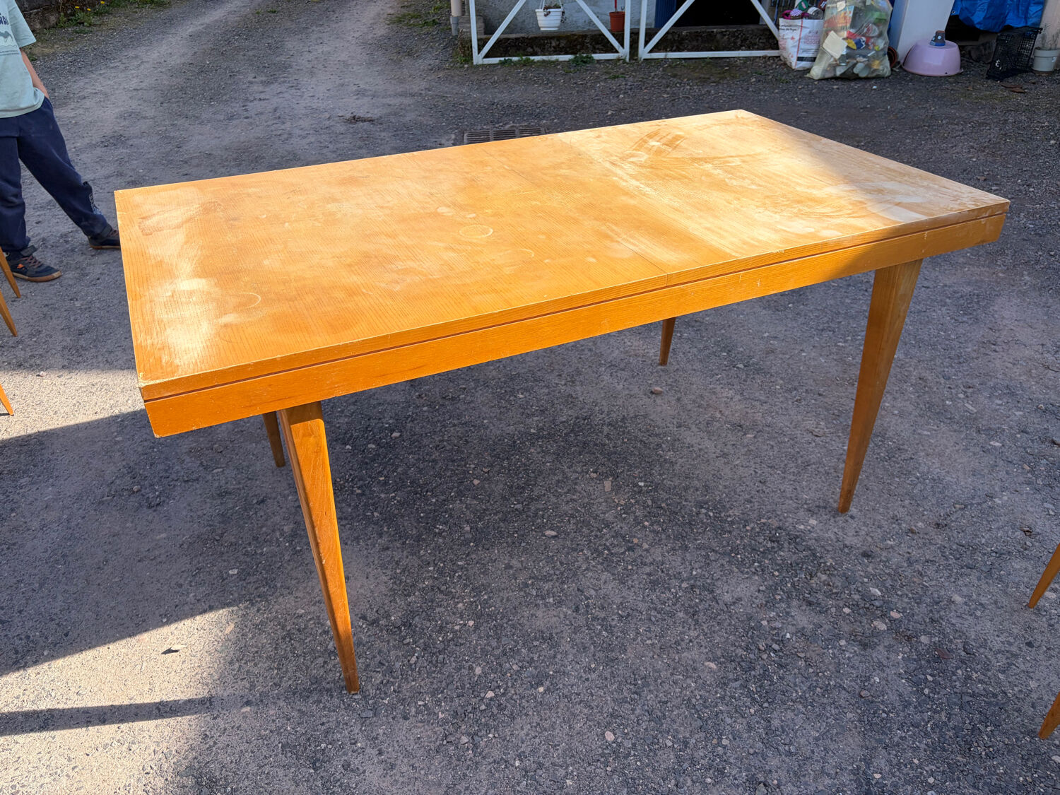Vintage extendable table from the 60s - central extension.