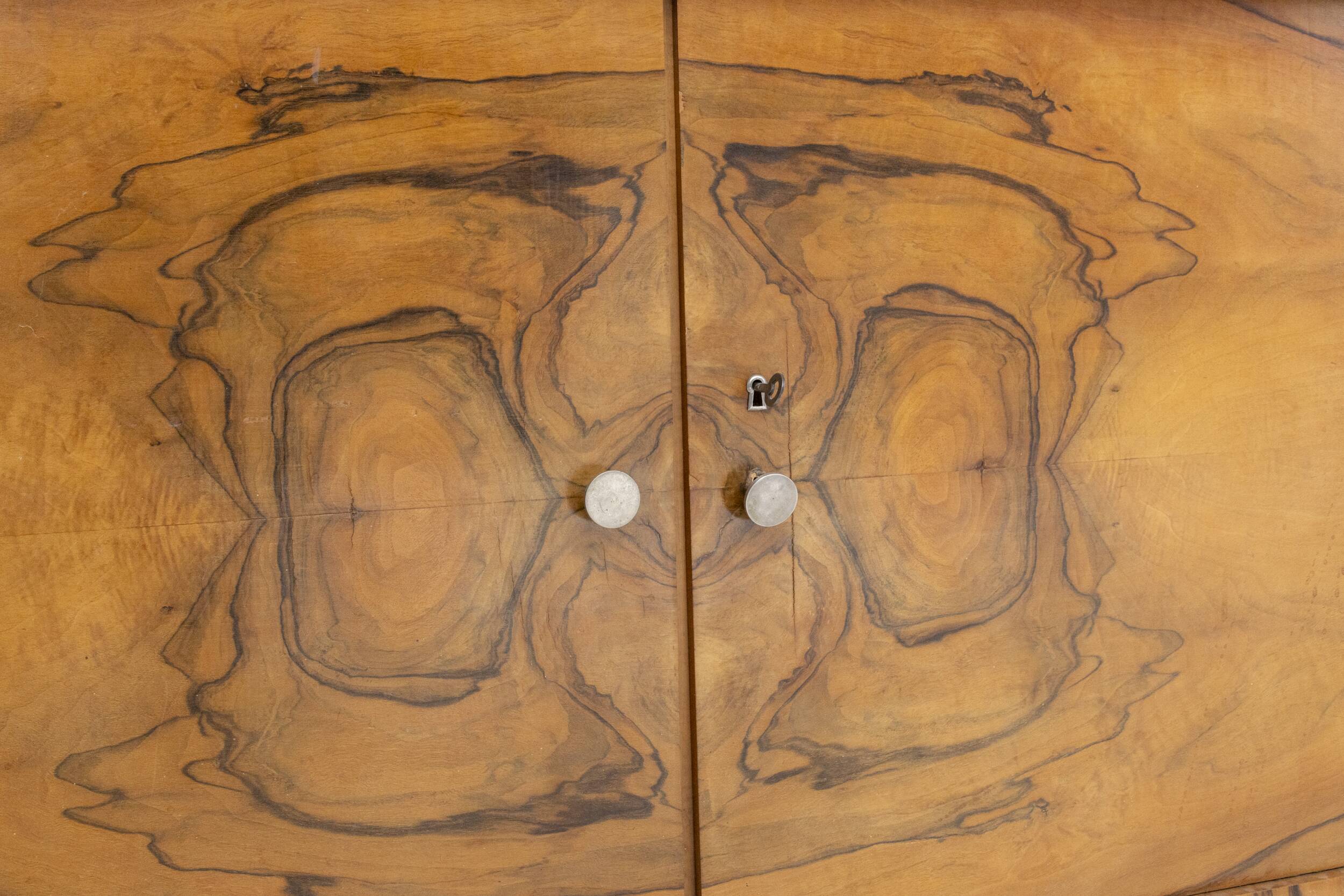 Grande bibliothèque Art déco, Tchécoslovaquie, années 1930