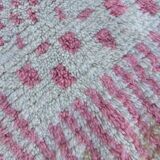 Hand-woven Berber Beni Ouraine rug