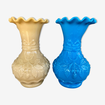Pair of opaline vases of fair early XX
