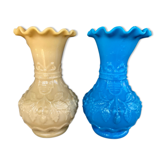 Paire de vases opaline de foire début XX