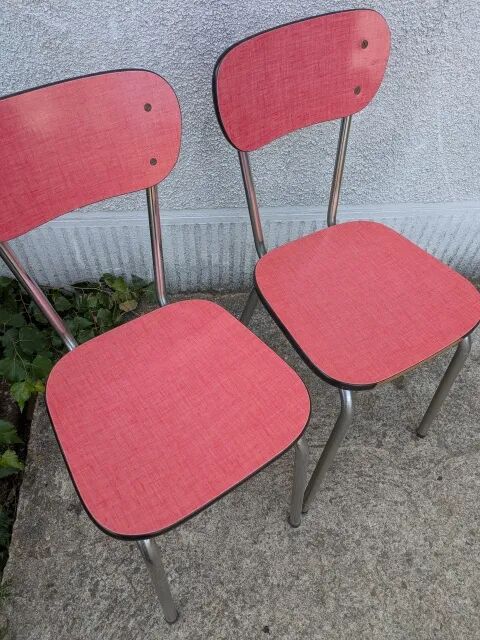 Paire de chaises en formica
