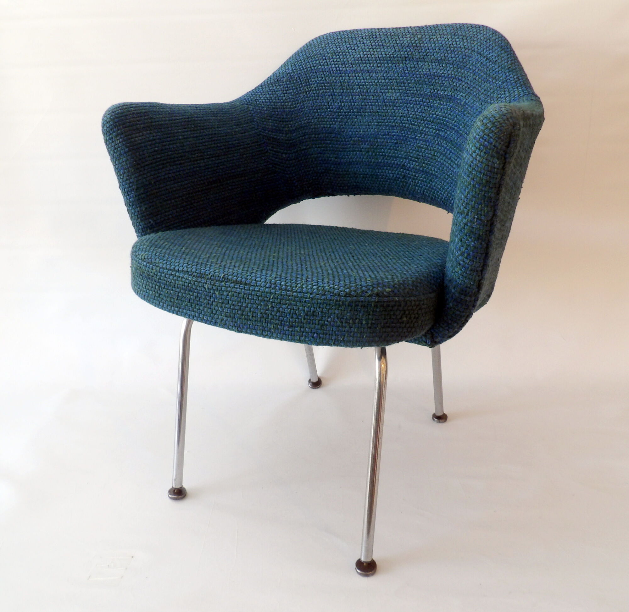 Vintage and original Saarinen executive chair for Knoll / De Coene circa 1958