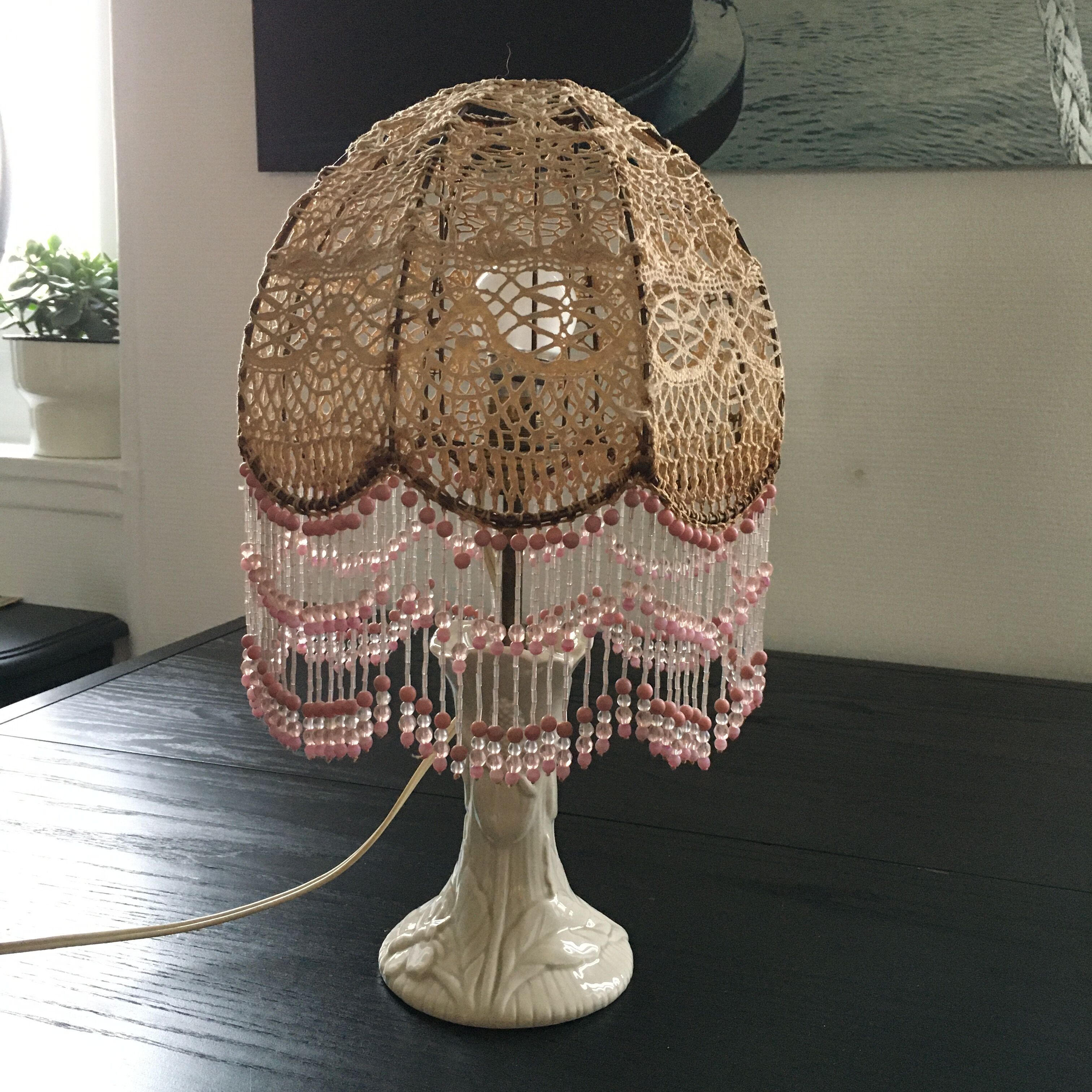 Ceramic lamp and beads