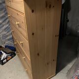 SOLID PINE CHEST
