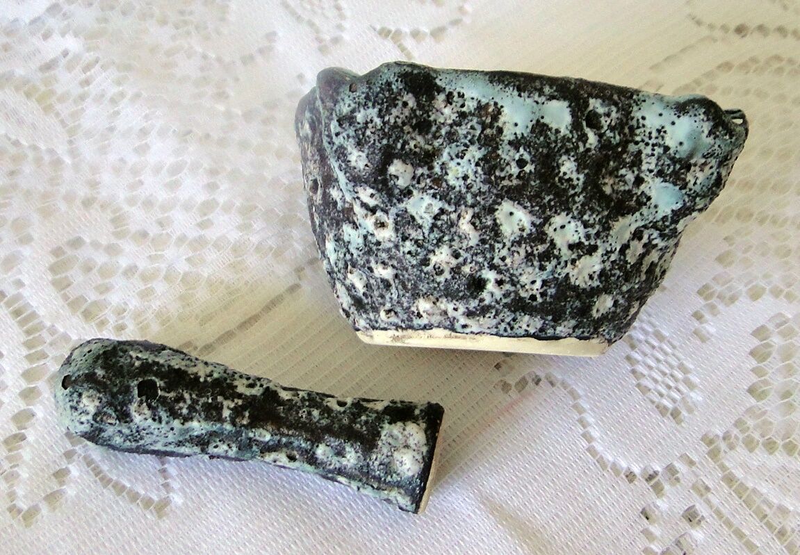 Mortar with ceramic pestle ecume years 60
