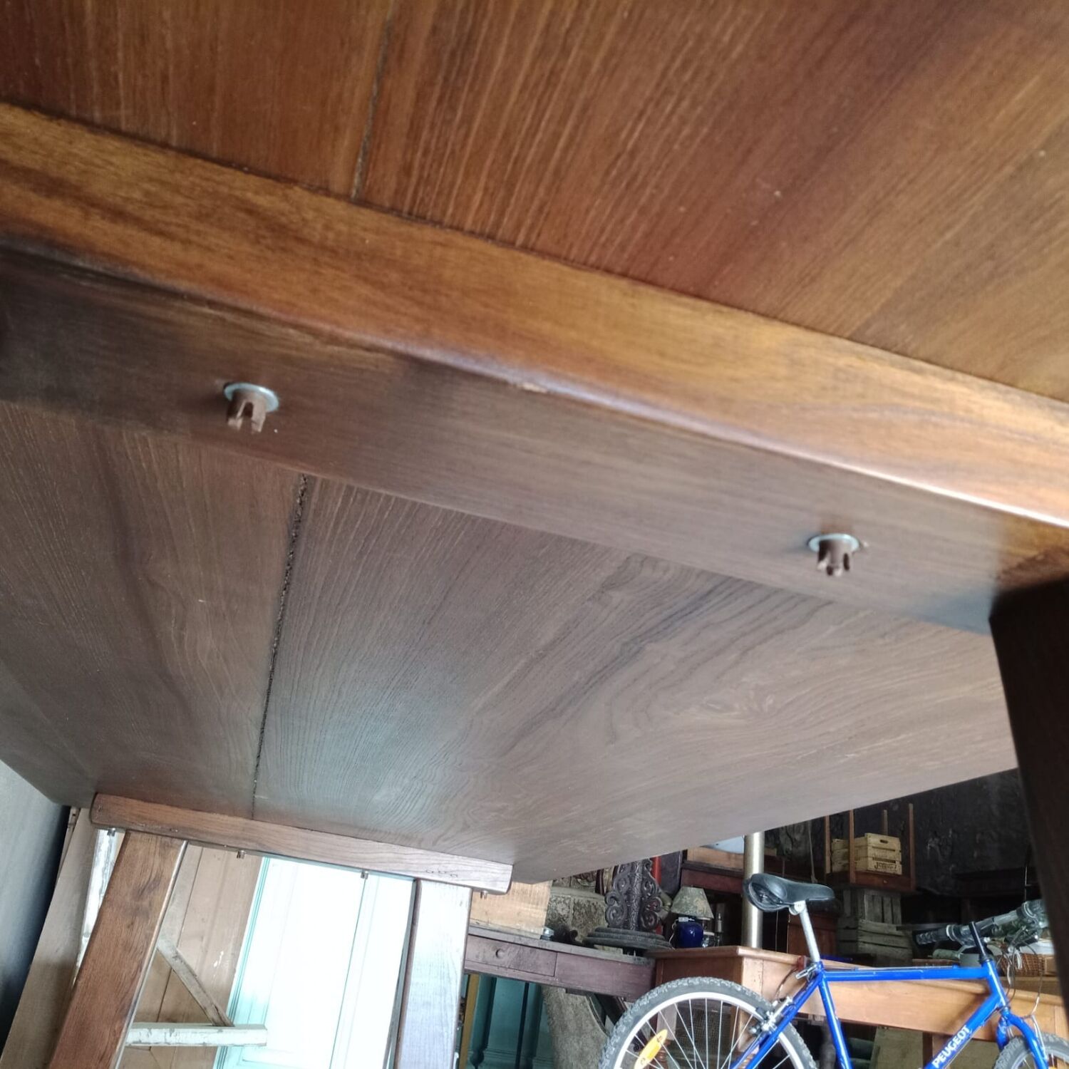 Elm table