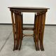Tables gigognes en bois courbé par Thonet