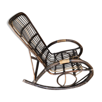 Rocking-chair vintage in rattan