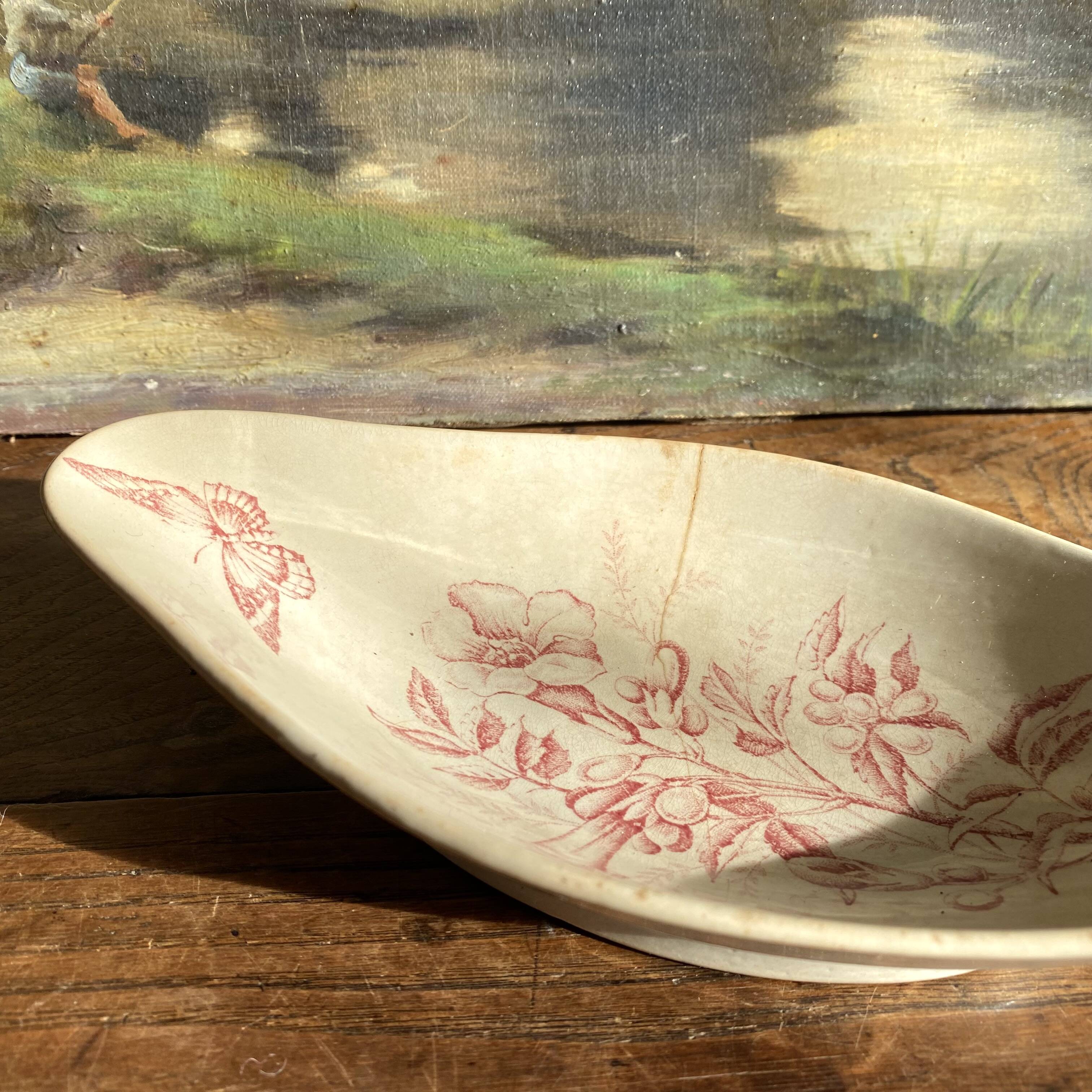 Badonviller ironstone dish with Virginia jasmine