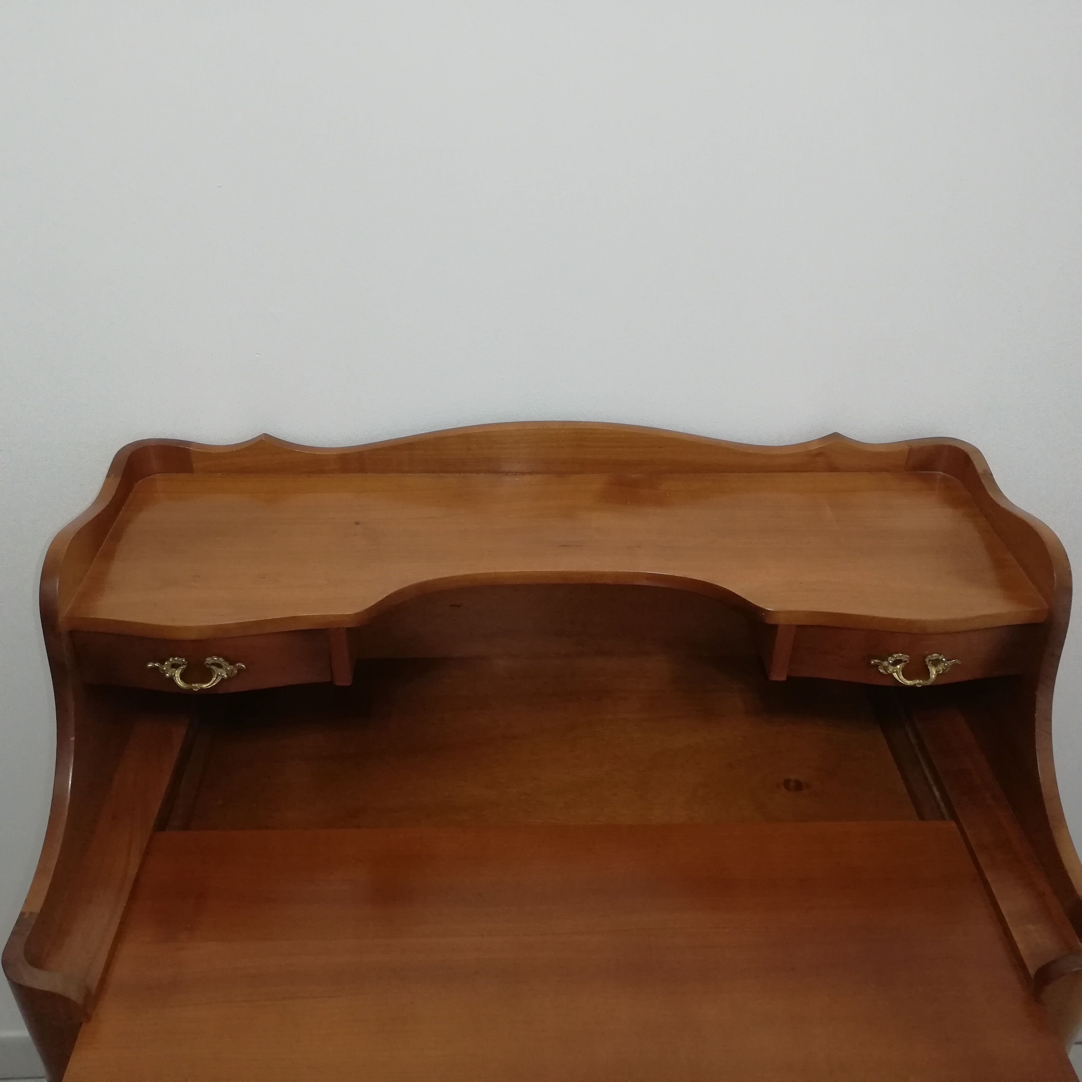 Desk or secretary with slippery tray Louis XV style