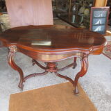 Violin table in Walnut
