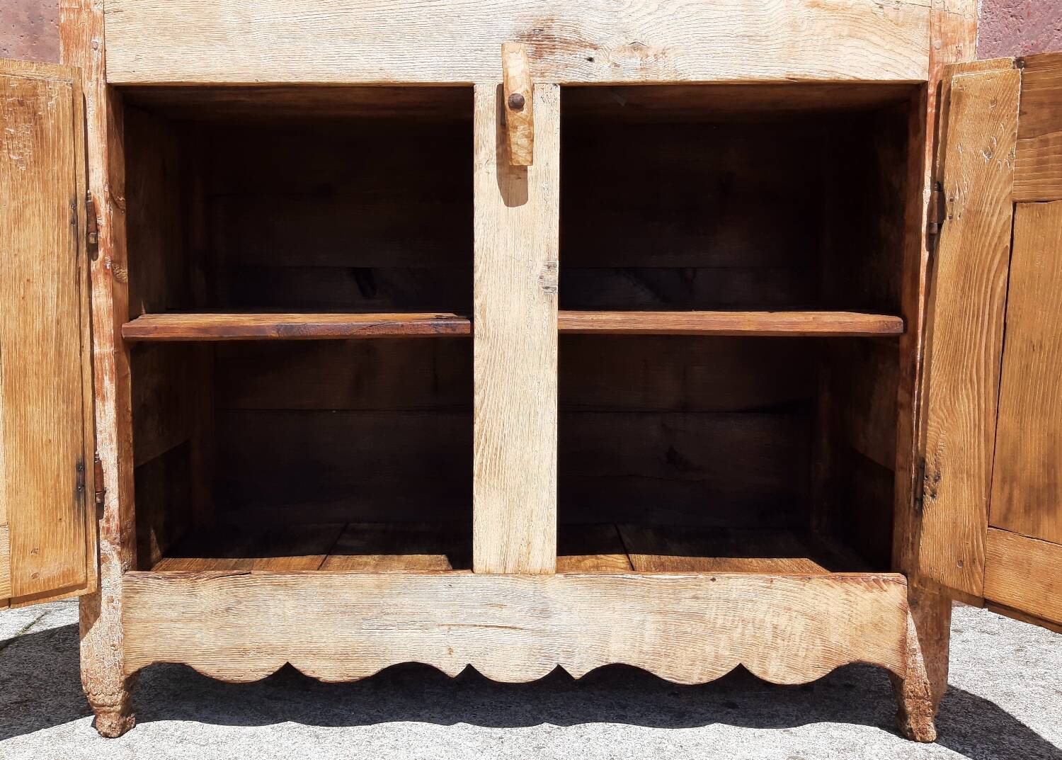 Basque sideboard 18th century
