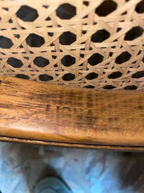 Lot de 4 chaises cannées