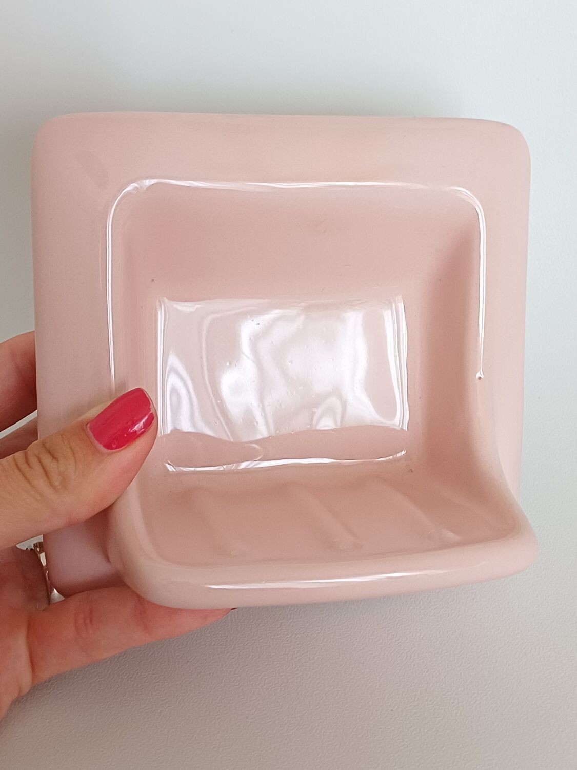 Pink ceramic soap dish