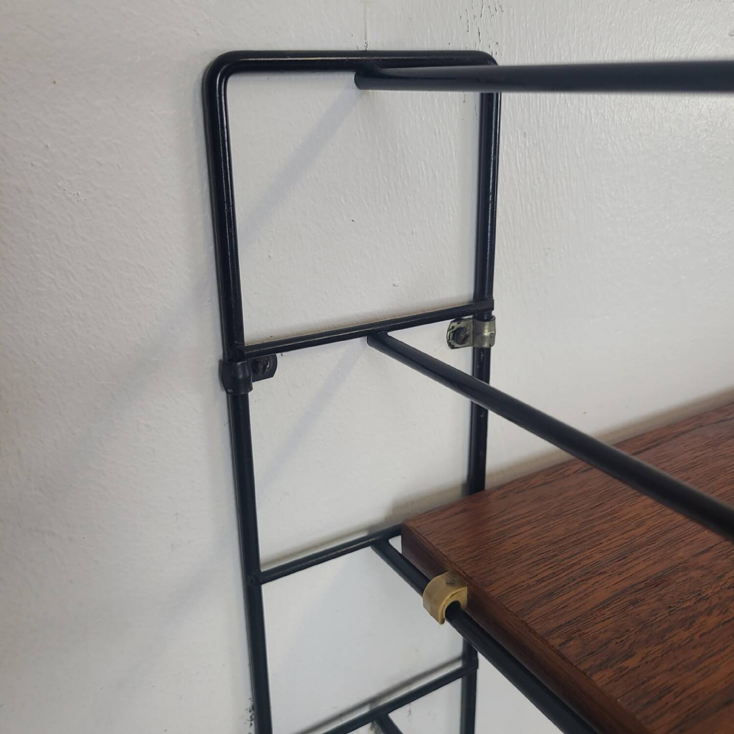 Bibliothèque murale suspendue étagères scandinave vintage teck 1960