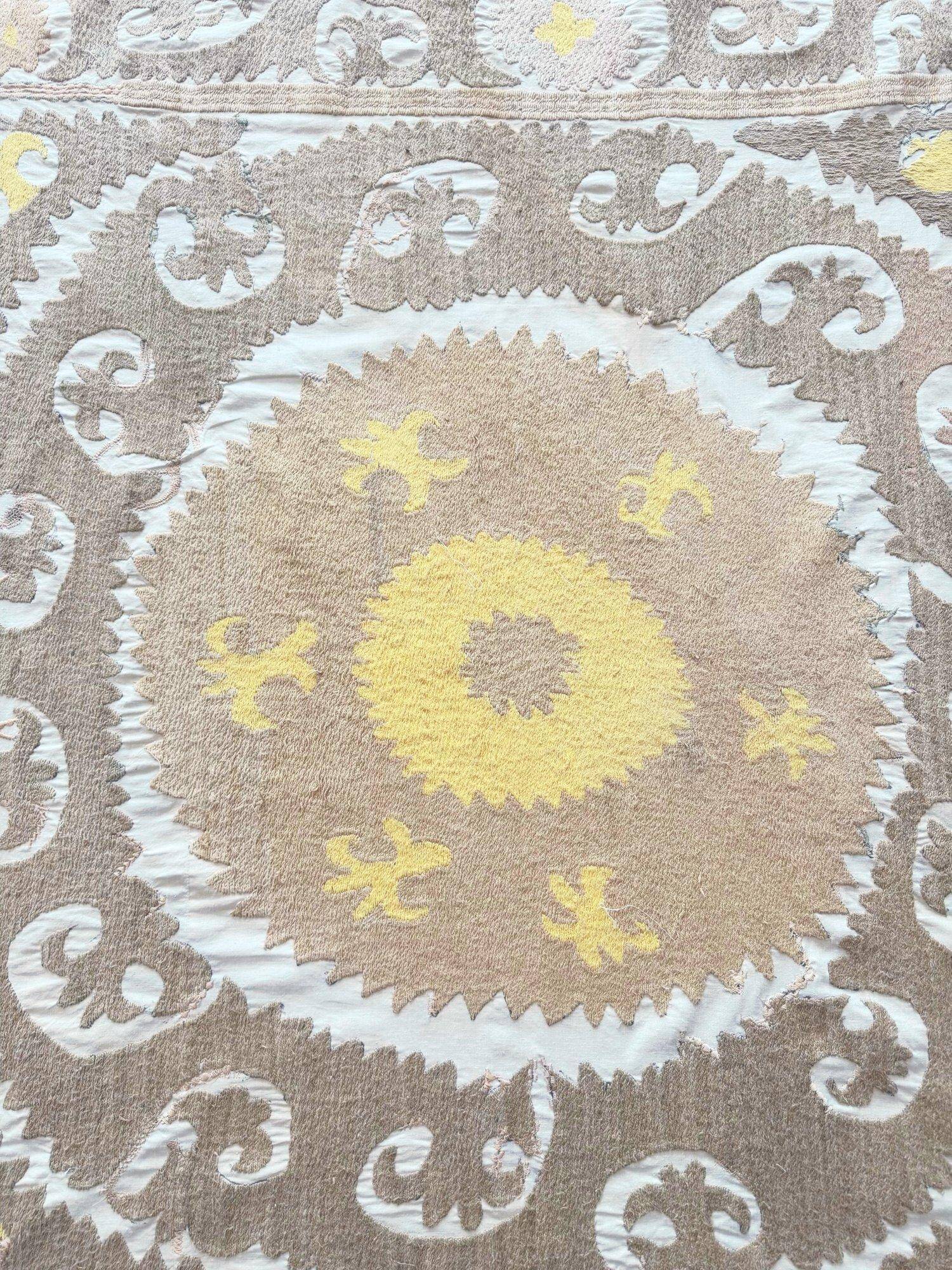 Vintage hand-embroidered tablecloth 125x128 cm