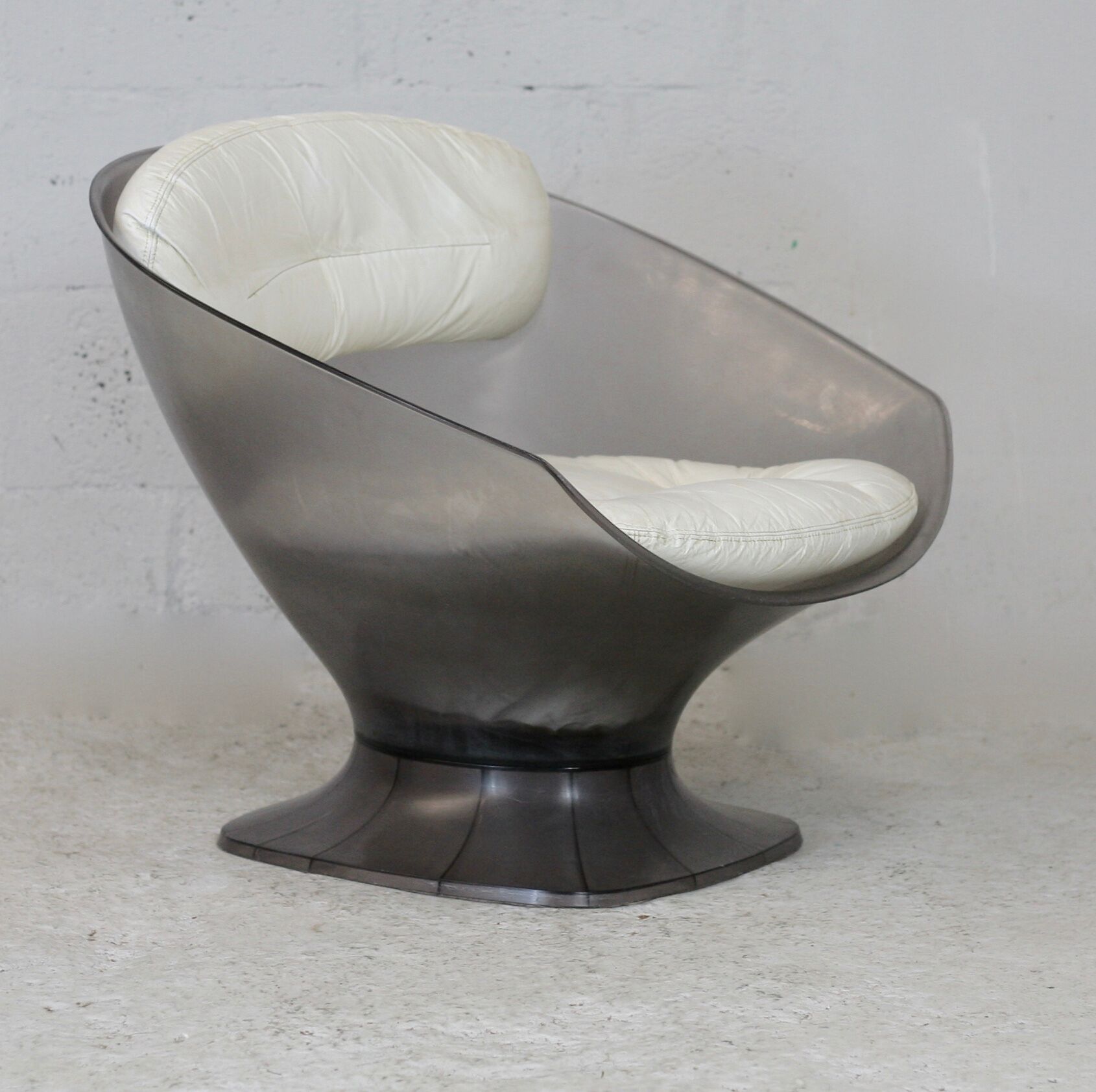 Chair of Raphael Raffel