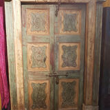 Porte indienne jaune verte sculptée Rajasthan ancienne patine d'origine vieux teck