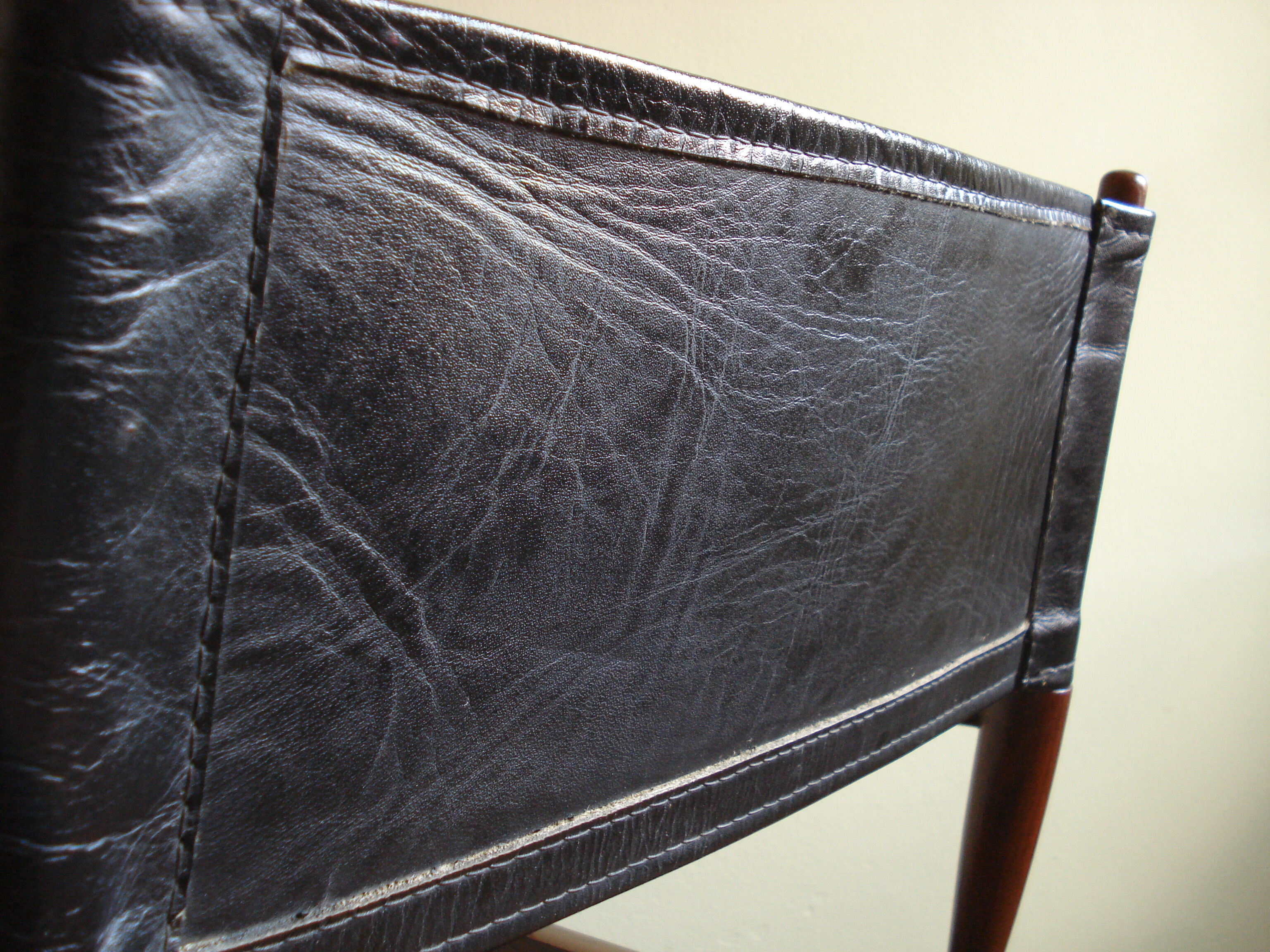 Fauteuil en palissandre par M. Hayat & Bros., Pakistan, années 1970