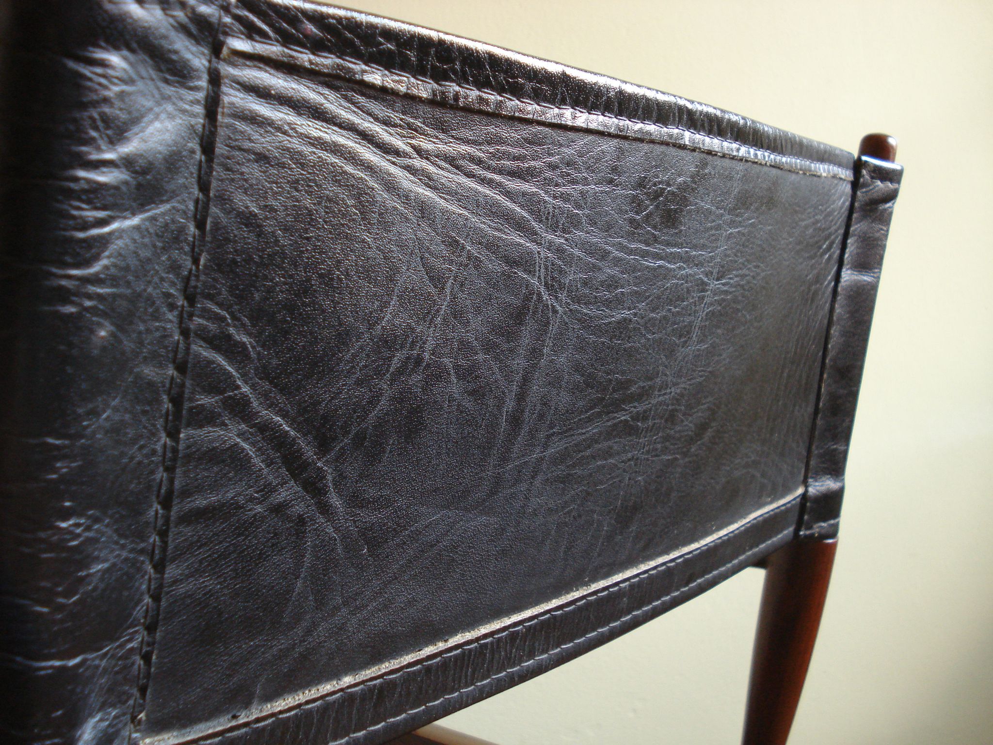 Fauteuil en palissandre par M. Hayat & Bros., Pakistan, années 1970