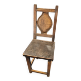 18th century chair - Early 18th century farmhouse chair with wood peg construction