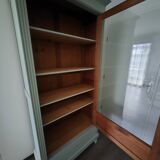 Armoire vitrée parisienne