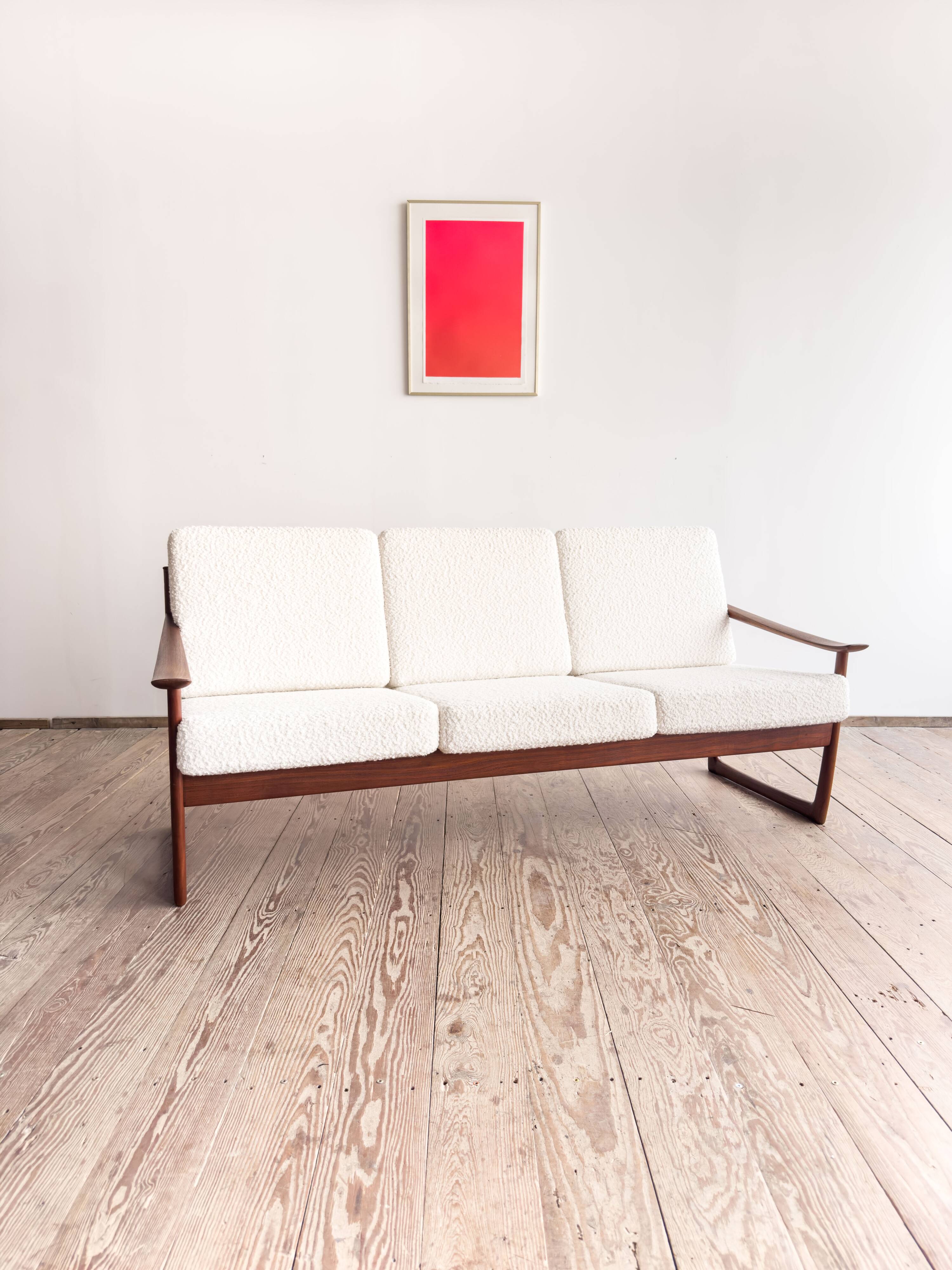 Canapé FD130/3 by Hvidt Mølgaard, Mid Century sofa in teak, Denmark