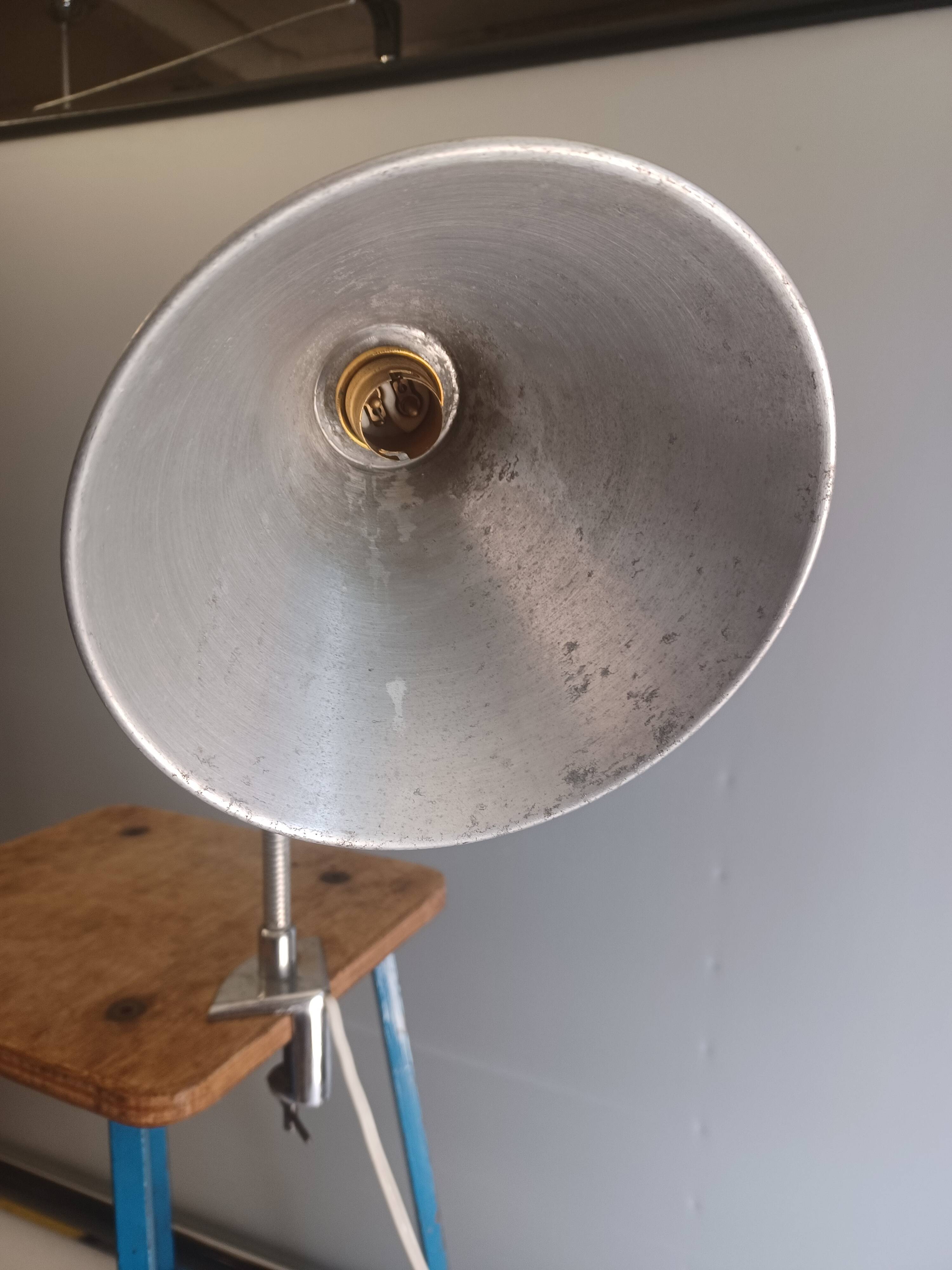 Industrial/workshop lamp - Adjustable on a flexible arm - 1950