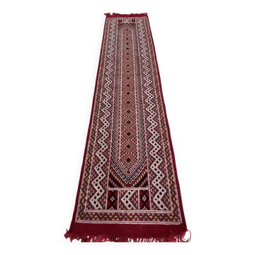 Hand-woven margoum hallway rug in natural wool