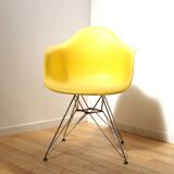Set of 3 DAR armchairs, Charles & Ray Eames, Vitra