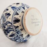 Delft vase decorated with a bird