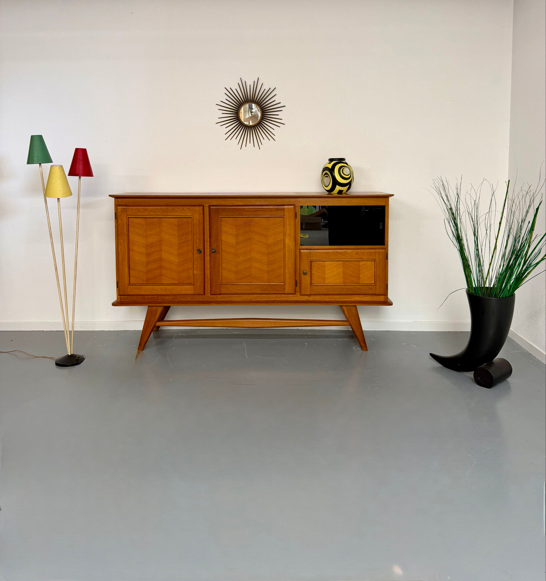 Vintage French modernist sideboard in oak, 1950s design.